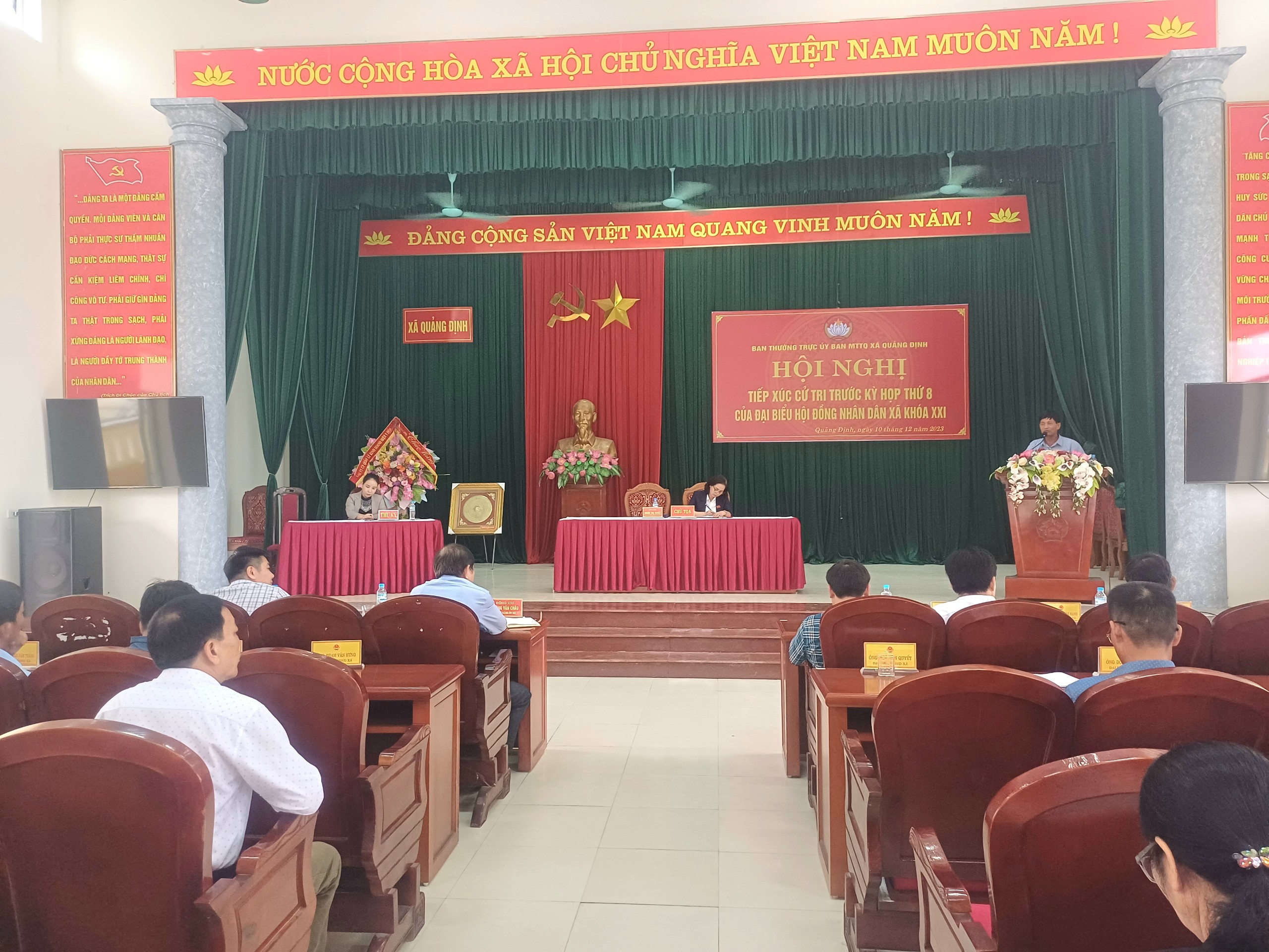 Hội nghị tiếp xúc cử tri trước kỳ họp thứ 8 của đại biểu HĐND xã Quảng Định, khóa XXI nhiệm kỳ 2021 -2026
